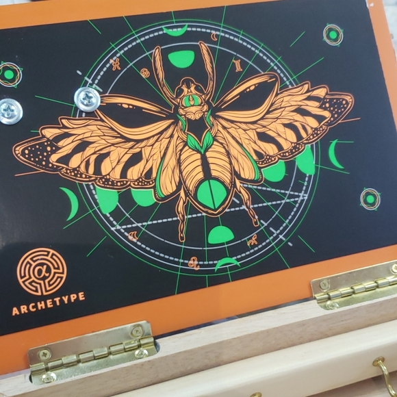 Cigar Box Key Holder Dog Leash Hanger Archetype - Picture 4 of 6